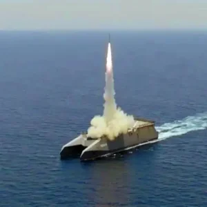 Visual depicting missile strike near oil tanker in Strait of Hormuz (1)